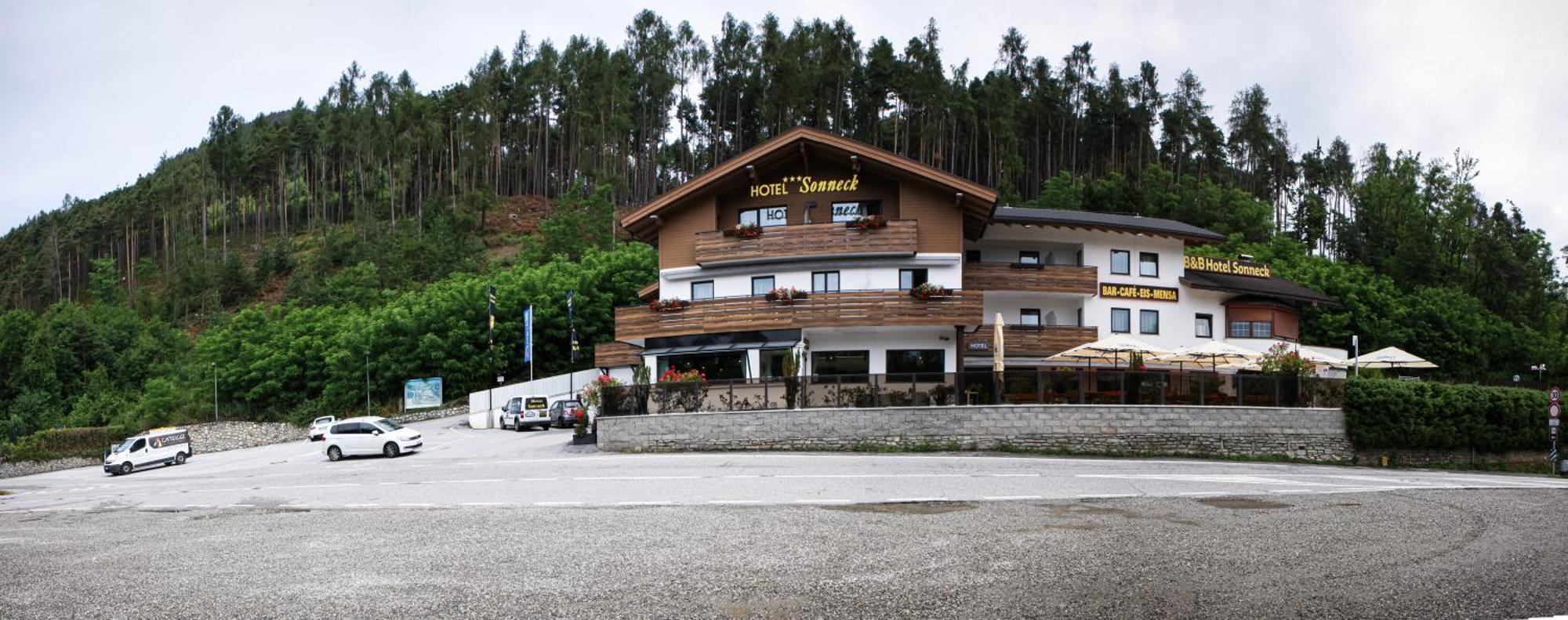 B&B Hotel Sonneck Natz-Schabs Dış mekan fotoğraf